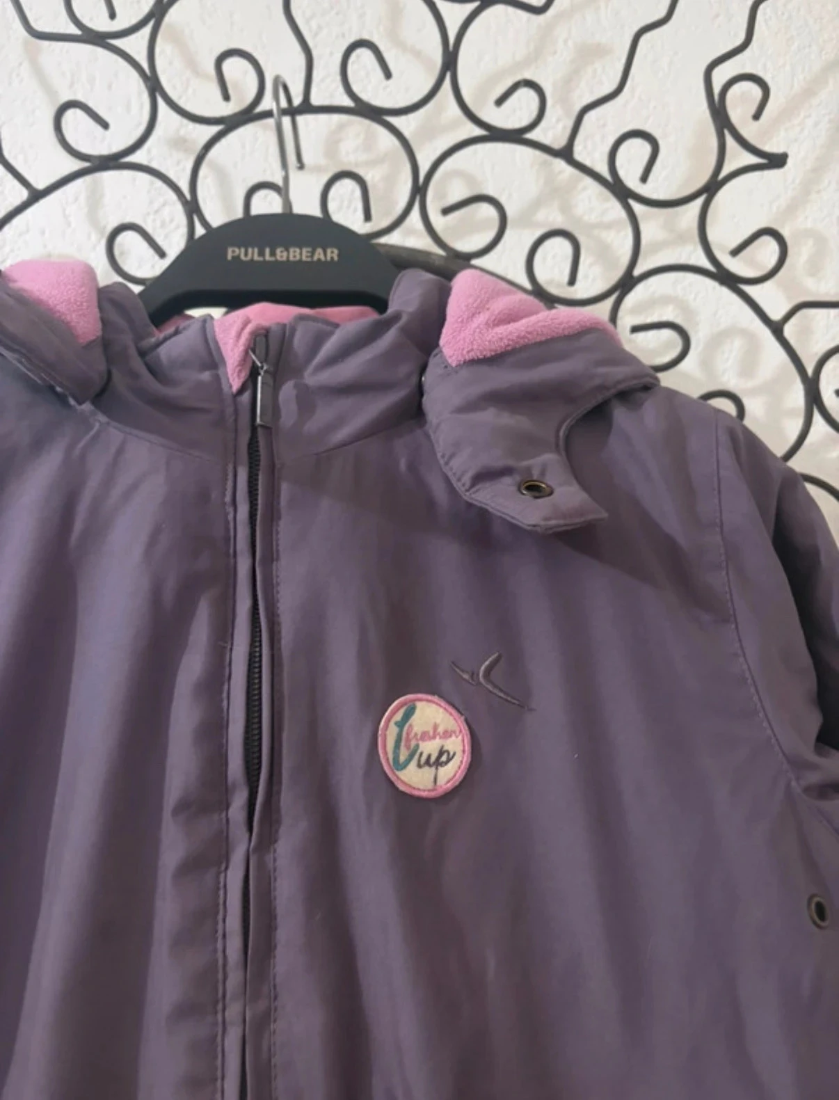 Manteau d'hiver fille 8 ans prune doublée polaire rose fuchsia chaude à capuche decathlon 130 cm – photo 3